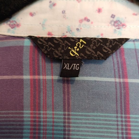 BUTTON down blouse - Picture 3 of 6